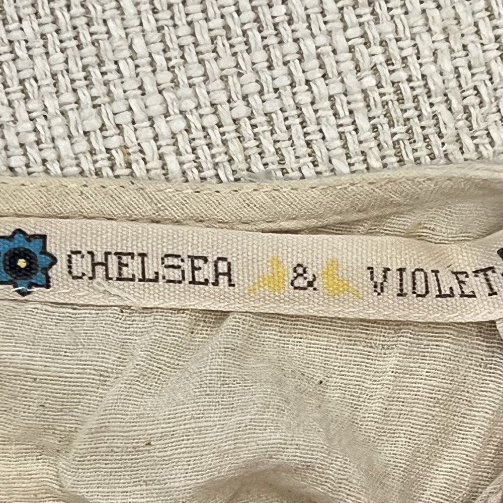 Chelsea & Violet White Embroidered Blouse Sleeveless X-Small - Picture 7 of 7